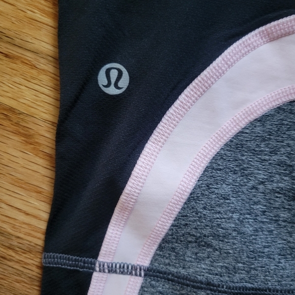 Lululemon Wunder Under Crop Leggings Women’s Sz 4 - Picture 4 of 5